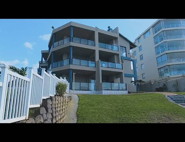 2 BEDROOM APARTMENT FOR SALE IN MANABA BEACH